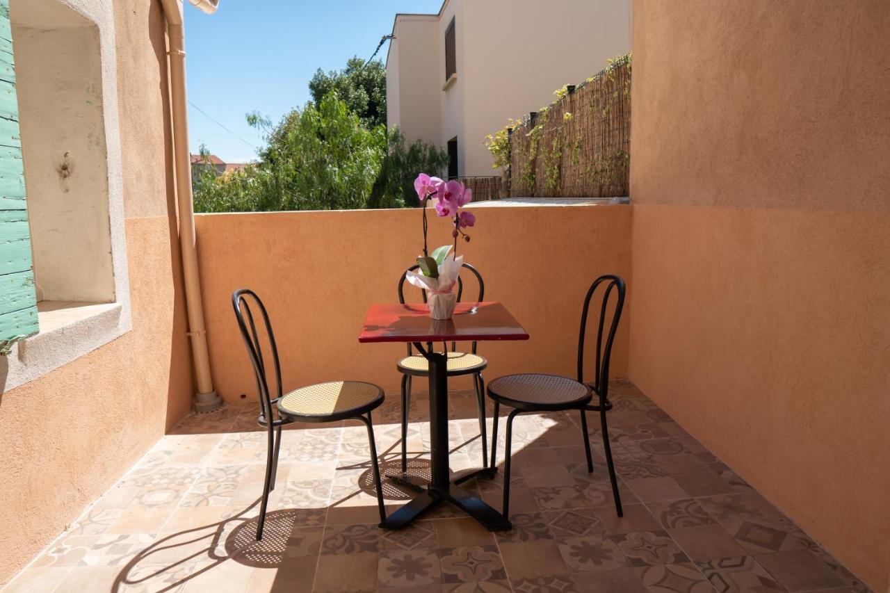 Coeur De Ville T2, Terrasse, Clim Tt Equipe, Parking Sanary-sur-Mer Ngoại thất bức ảnh