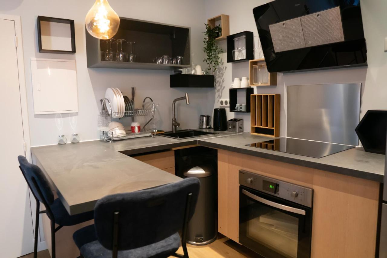 Coeur De Ville T2, Terrasse, Clim Tt Equipe, Parking Sanary-sur-Mer Ngoại thất bức ảnh